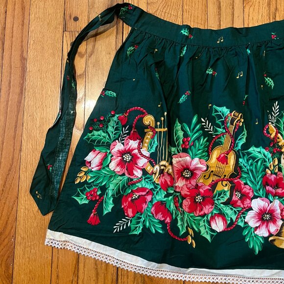 Handmade Christmas Seasonal Green Floral Holly Musical Violin Print Half Apron - Picture 2 of 6